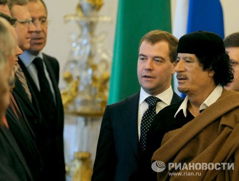 Ông Muammar Gaddafi ở điện Kremlin tháng 11/2008.